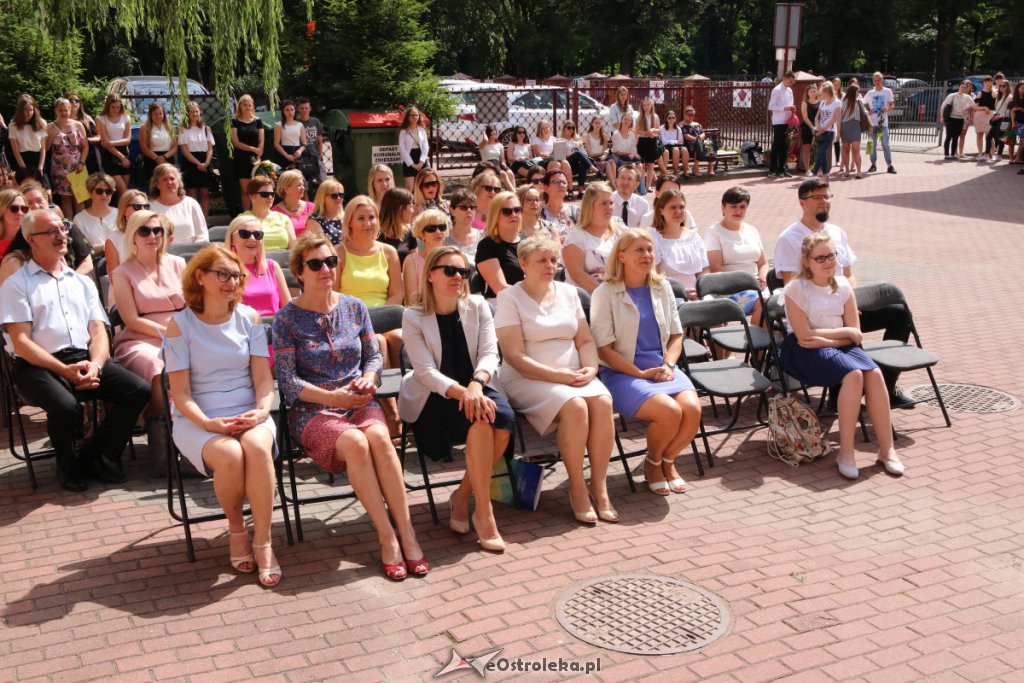 Zakończenie roku szkolnego w ZSZ nr 4 [19.06.2019] - zdjęcie #5 - eOstroleka.pl