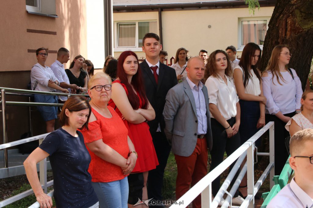 Zakończenie roku szkolnego w ZSZ nr 4 [19.06.2019] - zdjęcie #12 - eOstroleka.pl