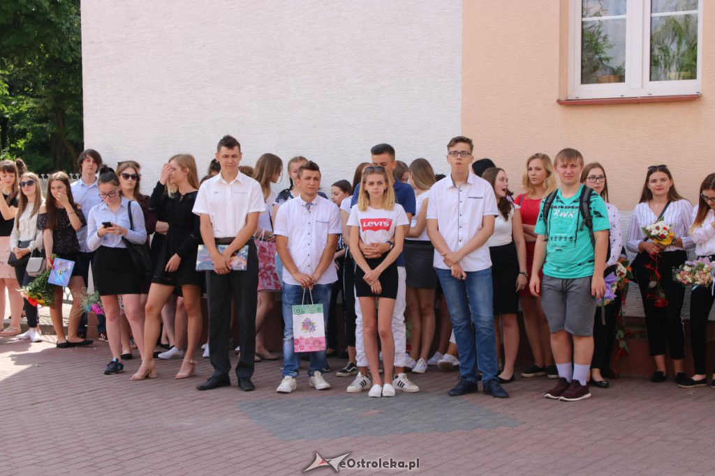 Zakończenie roku szkolnego w ZSZ nr 4 [19.06.2019] - zdjęcie #19 - eOstroleka.pl
