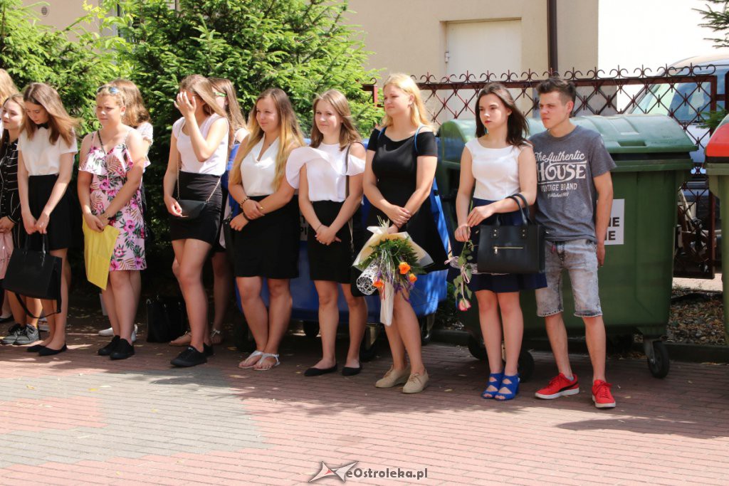 Zakończenie roku szkolnego w ZSZ nr 4 [19.06.2019] - zdjęcie #23 - eOstroleka.pl