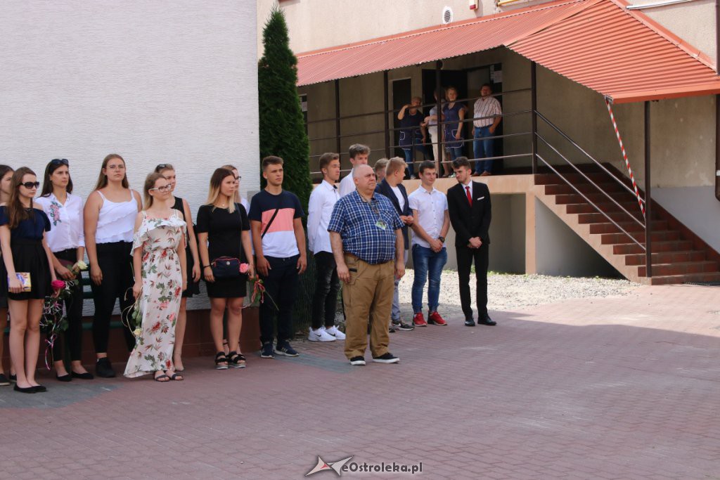 Zakończenie roku szkolnego w ZSZ nr 4 [19.06.2019] - zdjęcie #37 - eOstroleka.pl