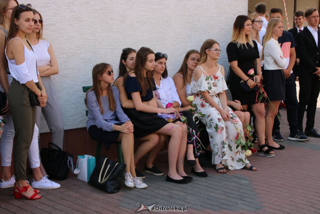 Zakończenie roku szkolnego w ZSZ nr 4 [19.06.2019] - zdjęcie #6 - eOstroleka.pl