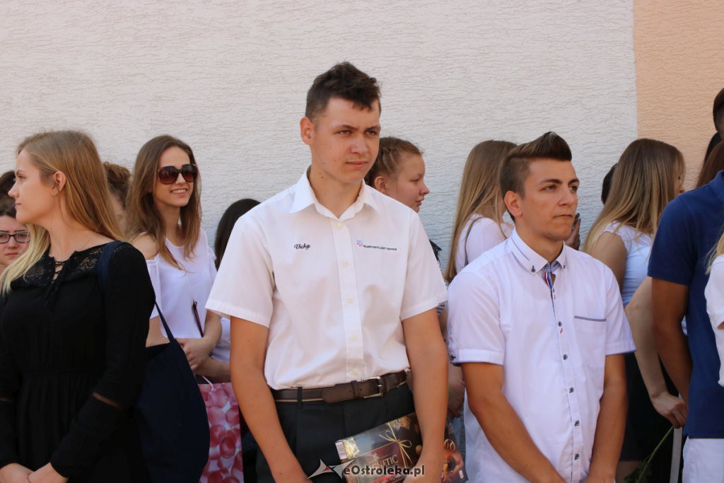 Zakończenie roku szkolnego w ZSZ nr 4 [19.06.2019] - zdjęcie #59 - eOstroleka.pl
