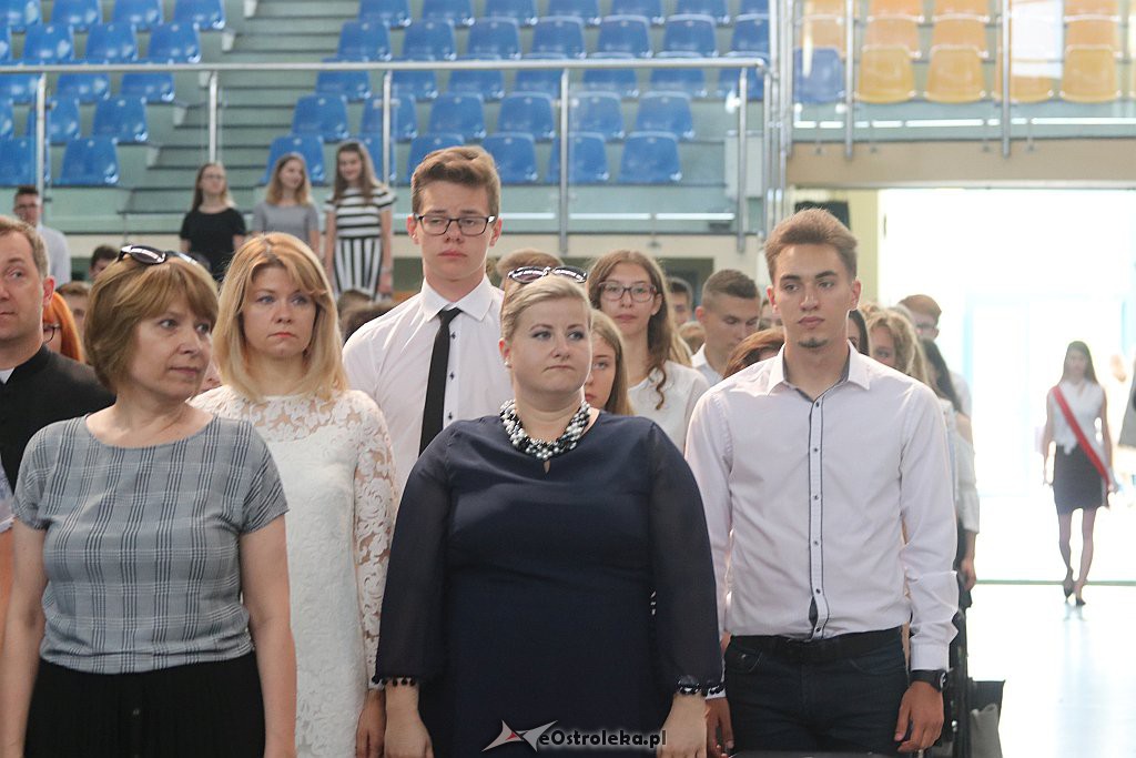 Zakończenie roku szkolnego w II LO [19.06.2019] - zdjęcie #5 - eOstroleka.pl