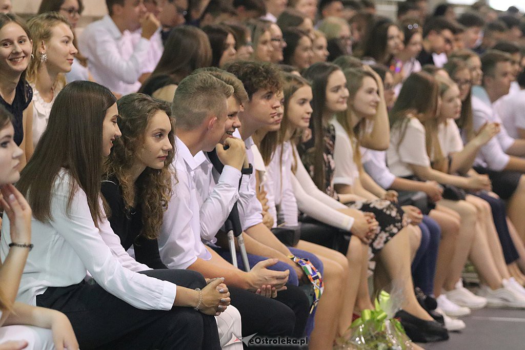 Zakończenie roku szkolnego w III LO [19.06.2019] - zdjęcie #37 - eOstroleka.pl