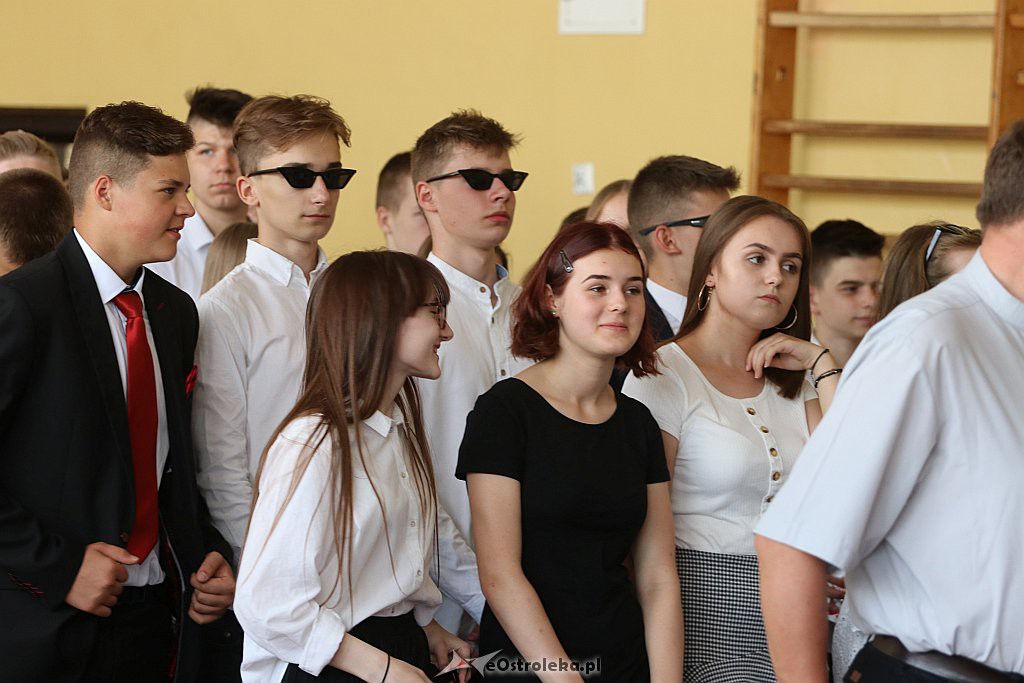 Zakończnenie roku szkolnego w SP 1 [19.06.2019] - zdjęcie #6 - eOstroleka.pl