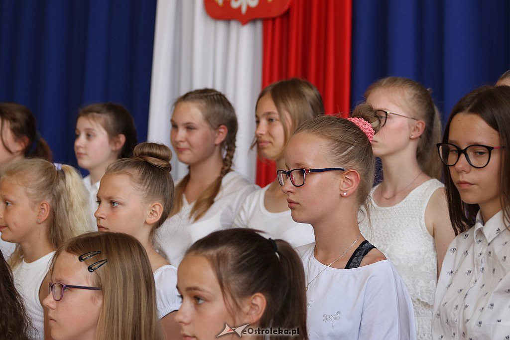 Zakończnenie roku szkolnego w SP 1 [19.06.2019] - zdjęcie #12 - eOstroleka.pl