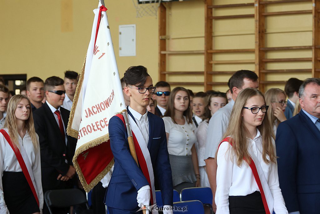 Zakończnenie roku szkolnego w SP 1 [19.06.2019] - zdjęcie #16 - eOstroleka.pl