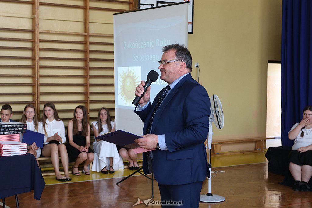 Zakończnenie roku szkolnego w SP 1 [19.06.2019] - zdjęcie #17 - eOstroleka.pl
