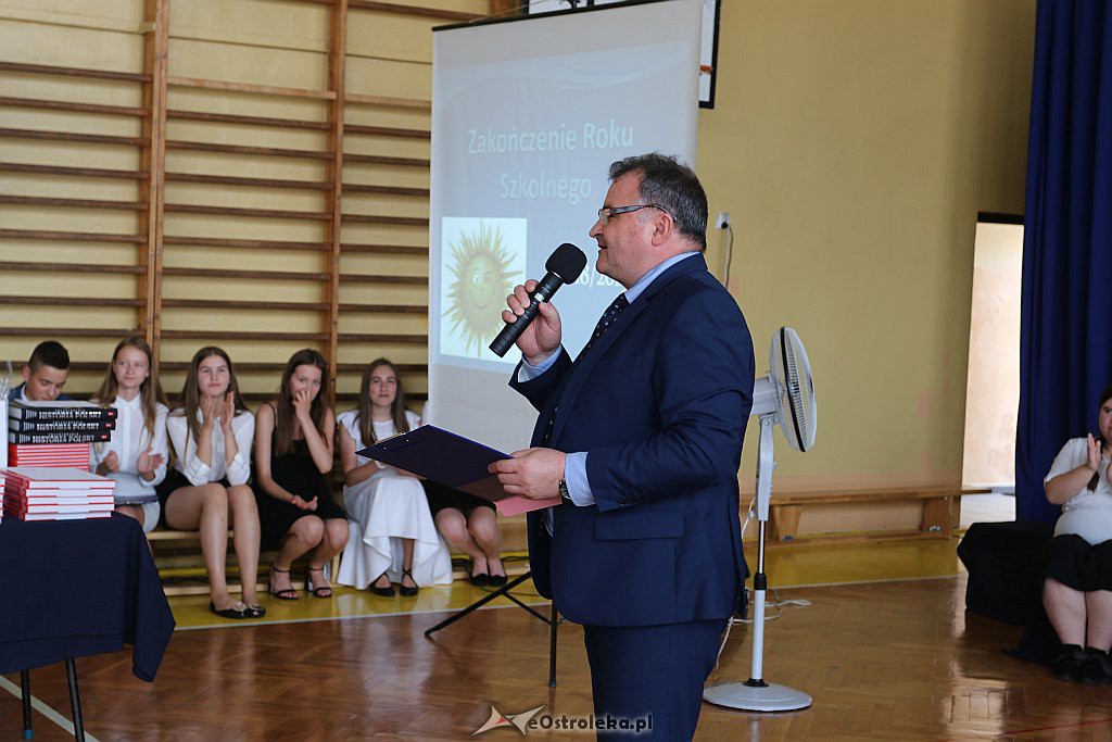 Zakończnenie roku szkolnego w SP 1 [19.06.2019] - zdjęcie #18 - eOstroleka.pl