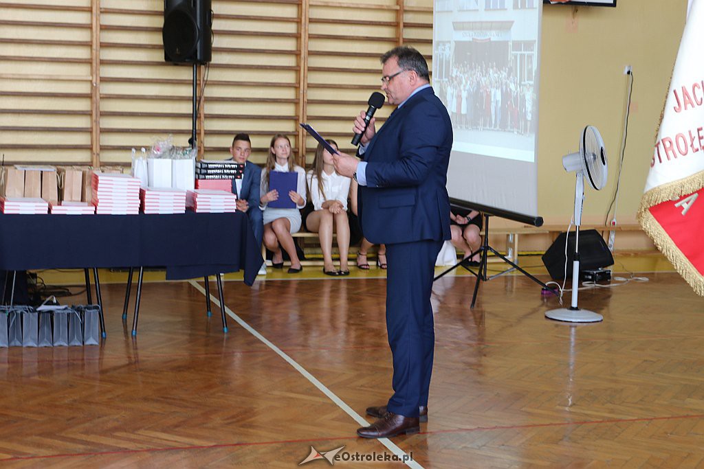 Zakończnenie roku szkolnego w SP 1 [19.06.2019] - zdjęcie #23 - eOstroleka.pl