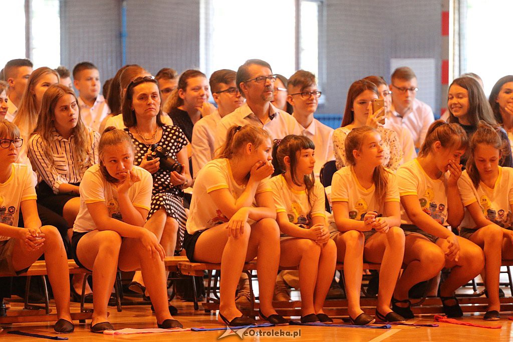 Zakończenie roku szkolnego w SP 10 [19.06.2019] - zdjęcie #31 - eOstroleka.pl