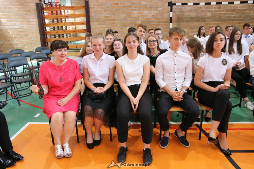 Zakończenie roku szkolnego w SP 5 [19.06.2019] - zdjęcie #37 - eOstroleka.pl