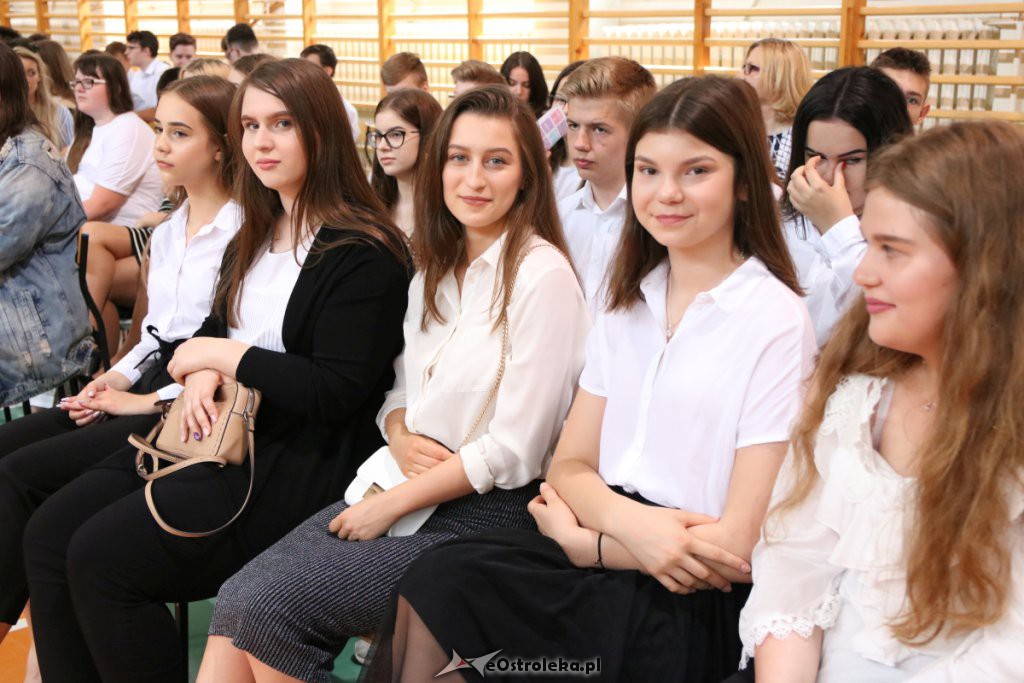 Zakończenie roku szkolnego w SP 5 [19.06.2019] - zdjęcie #61 - eOstroleka.pl