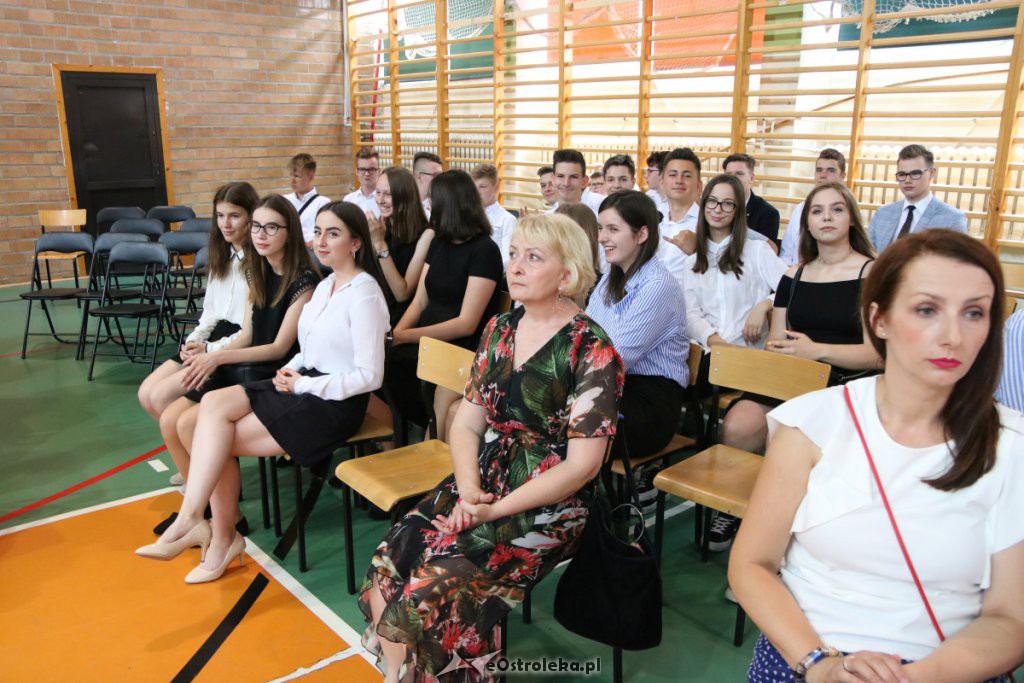Zakończenie roku szkolnego w SP 5 [19.06.2019] - zdjęcie #77 - eOstroleka.pl