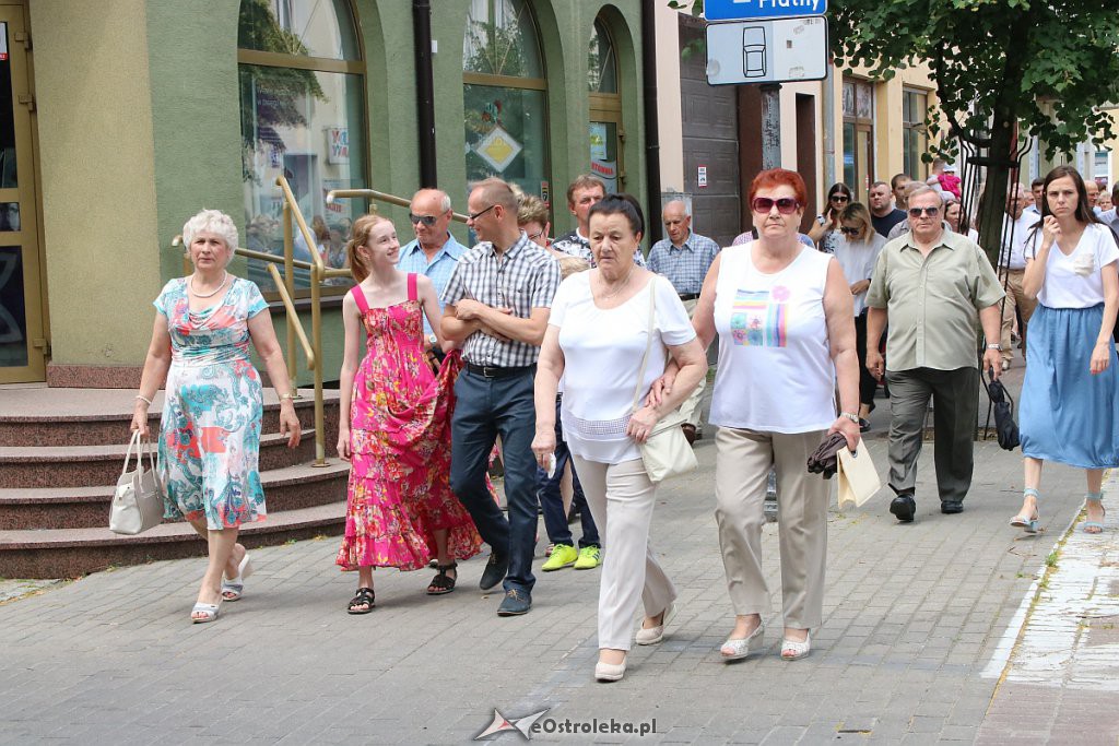 Procesja Bożego Ciała w parafi pw. św. Antoniego Padewskiego w Ostrołęce [20.06.2019] - zdjęcie #148 - eOstroleka.pl