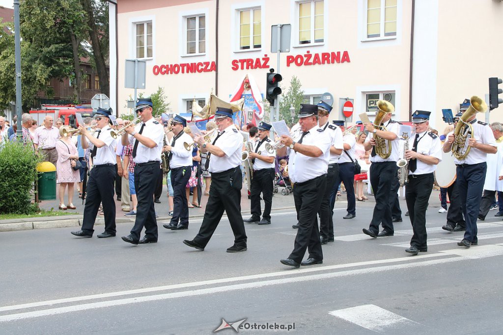 Procesja Bożego Ciała w parafi pw. św. Antoniego Padewskiego w Ostrołęce [20.06.2019] - zdjęcie #117 - eOstroleka.pl