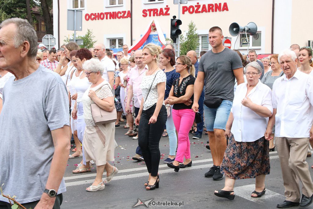 Procesja Bożego Ciała w parafi pw. św. Antoniego Padewskiego w Ostrołęce [20.06.2019] - zdjęcie #85 - eOstroleka.pl