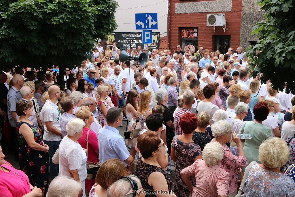 Procesja Bożego Ciała w parafi pw. św. Antoniego Padewskiego w Ostrołęce [20.06.2019] - zdjęcie #167 - eOstroleka.pl