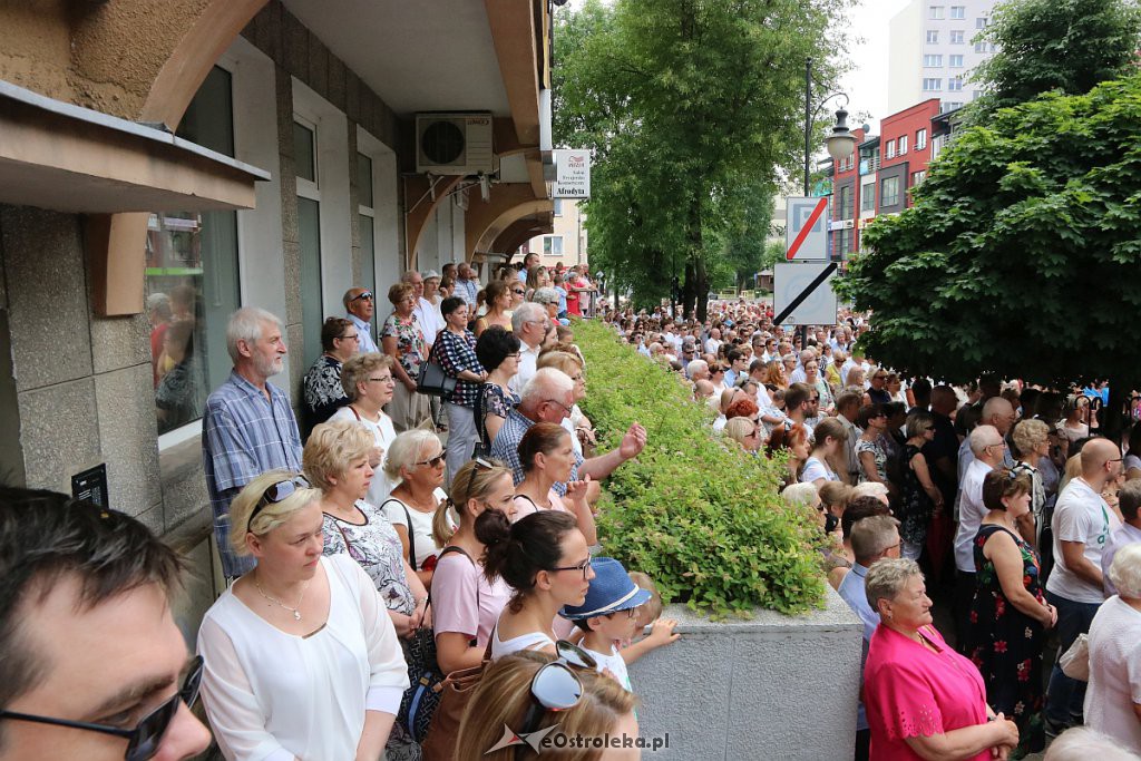 Procesja Bożego Ciała w parafi pw. św. Antoniego Padewskiego w Ostrołęce [20.06.2019] - zdjęcie #169 - eOstroleka.pl