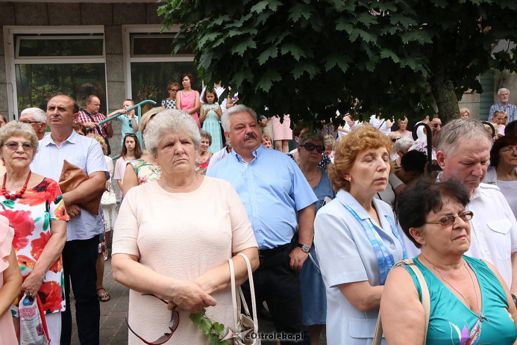 Procesja Bożego Ciała w parafi pw. św. Antoniego Padewskiego w Ostrołęce [20.06.2019] - zdjęcie #183 - eOstroleka.pl