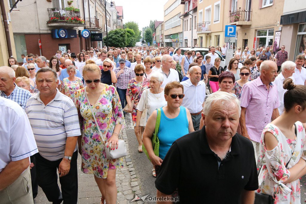 Procesja Bożego Ciała w parafi pw. św. Antoniego Padewskiego w Ostrołęce [20.06.2019] - zdjęcie #218 - eOstroleka.pl