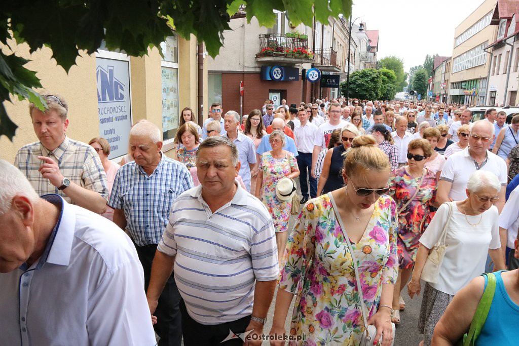 Procesja Bożego Ciała w parafi pw. św. Antoniego Padewskiego w Ostrołęce [20.06.2019] - zdjęcie #219 - eOstroleka.pl