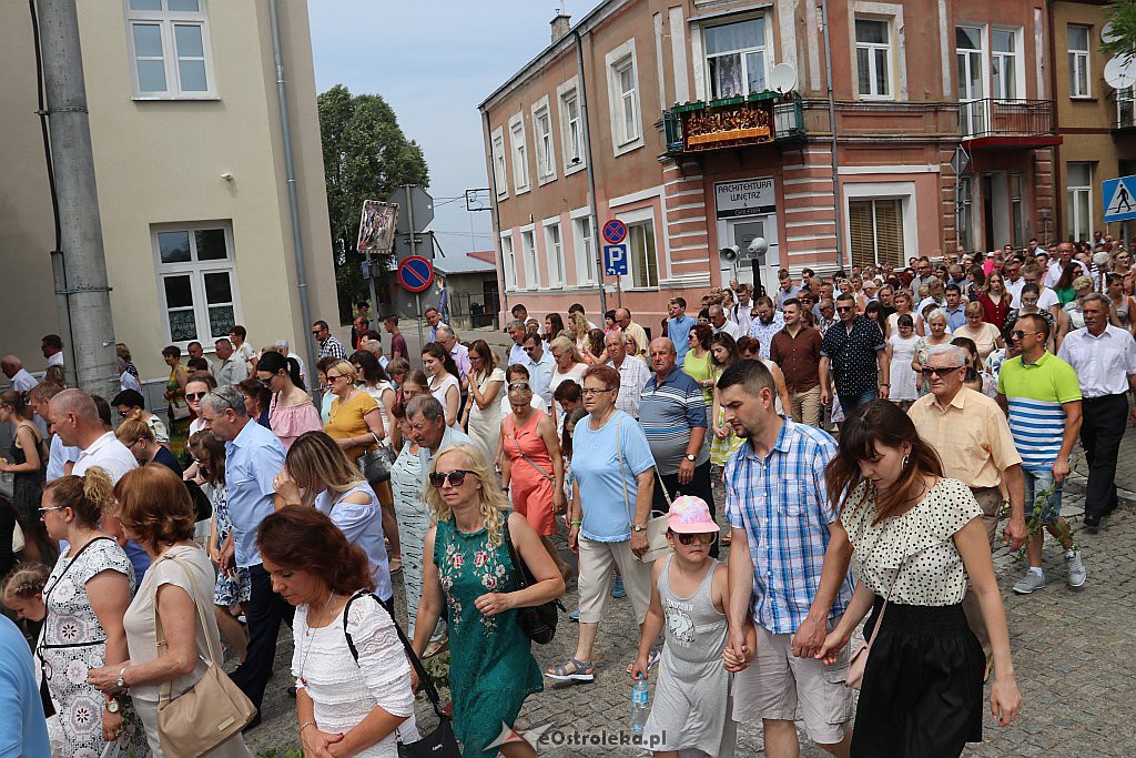 Procesja Bożego Ciała w parafii pw. Nawiedzenia NMP w Ostrołęce [20.06.2019] - zdjęcie #43 - eOstroleka.pl