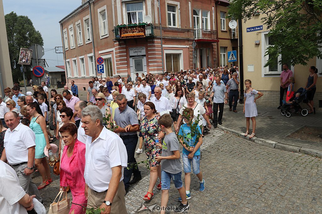 Procesja Bożego Ciała w parafii pw. Nawiedzenia NMP w Ostrołęce [20.06.2019] - zdjęcie #18 - eOstroleka.pl