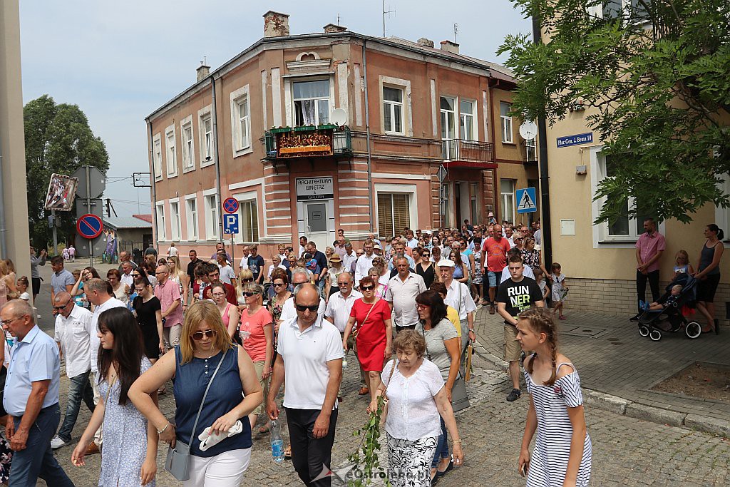 Procesja Bożego Ciała w parafii pw. Nawiedzenia NMP w Ostrołęce [20.06.2019] - zdjęcie #14 - eOstroleka.pl