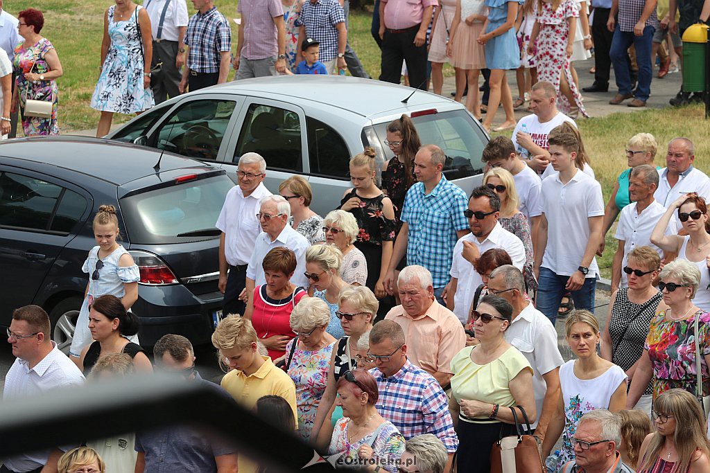 Procesja Bożego Ciała w parafii pw. św. Franciszka z Asyżu w Ostrołęce [20.06.2019] - zdjęcie #99 - eOstroleka.pl