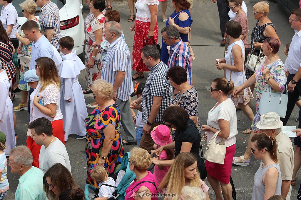 Procesja Bożego Ciała w parafii pw. św. Franciszka z Asyżu w Ostrołęce [20.06.2019] - zdjęcie #90 - eOstroleka.pl