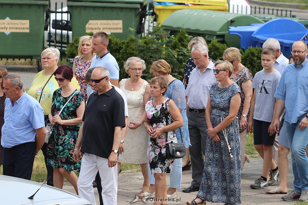 Procesja Bożego Ciała w parafii pw. św. Franciszka z Asyżu w Ostrołęce [20.06.2019] - zdjęcie #65 - eOstroleka.pl
