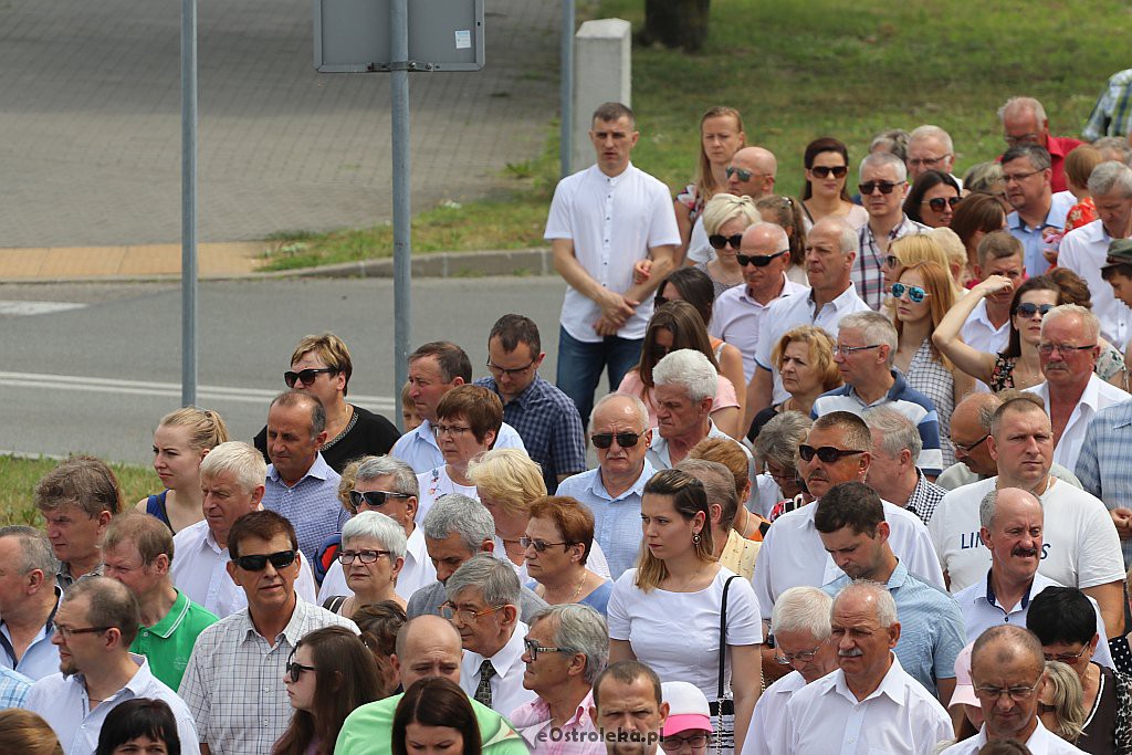 Procesja Bożego Ciała w parafii pw. św. Franciszka z Asyżu w Ostrołęce [20.06.2019] - zdjęcie #47 - eOstroleka.pl