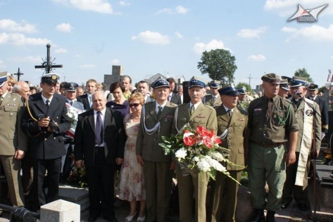 W hołdzie marynarzom i ułanom - zdjęcie #13 - eOstroleka.pl