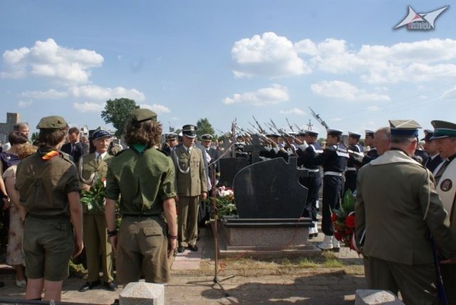 W hołdzie marynarzom i ułanom - zdjęcie #11 - eOstroleka.pl