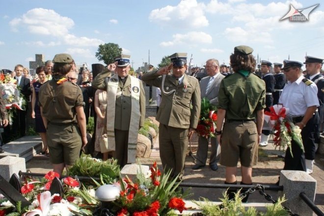 W hołdzie marynarzom i ułanom - zdjęcie #9 - eOstroleka.pl