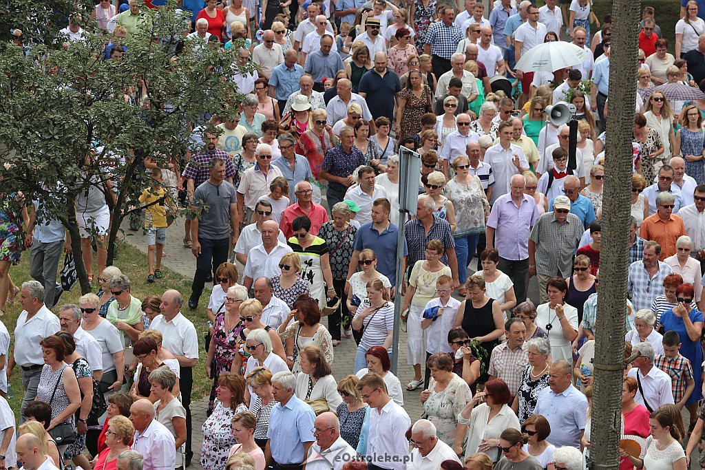 Procesja Bożego Ciała w parafii pw. Zbawiciela Świata w Ostrołęce [20.06.2019] - zdjęcie #85 - eOstroleka.pl