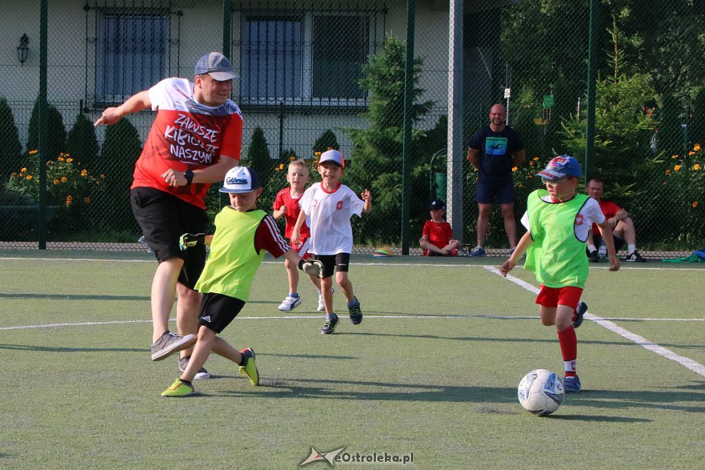 Dzień Ojca z ostrołęcką Akademią Piłki Nożnej [ZDJĘCIA] - zdjęcie #25 - eOstroleka.pl