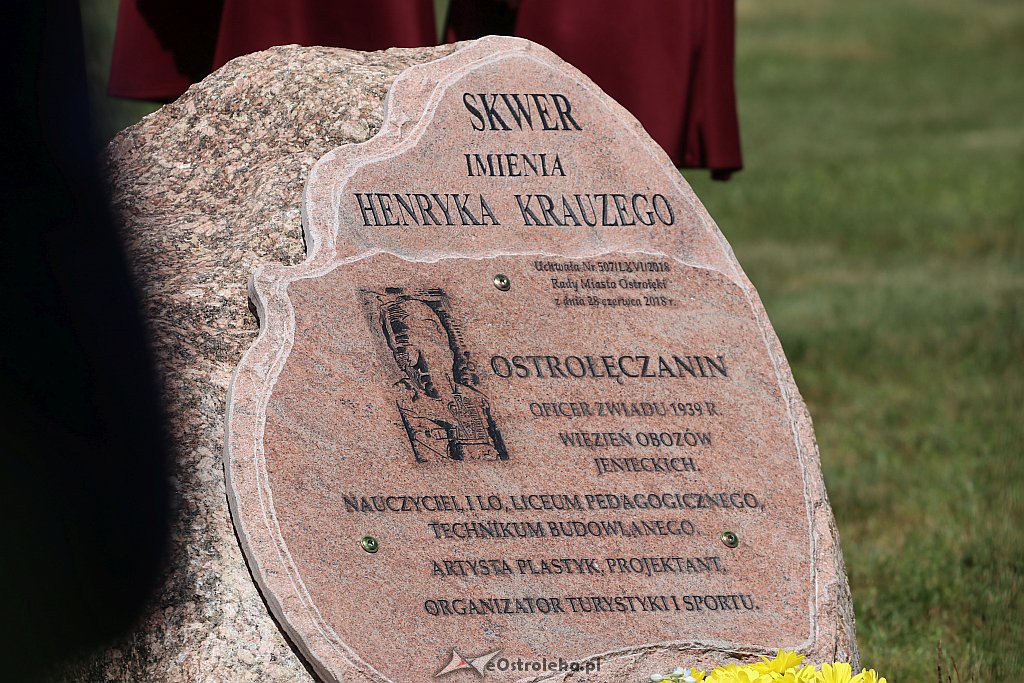 Odsłonięcie tablicy na skwerze im. Henryka Krauzego [22.06.2019] - zdjęcie #37 - eOstroleka.pl