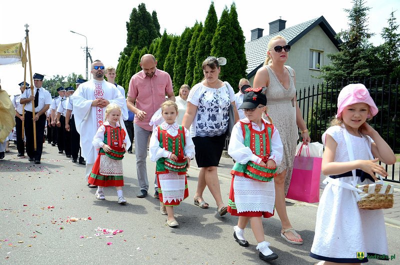 Procesja Bożego Ciała w Kadzidle [20.06.2019]  - zdjęcie #25 - eOstroleka.pl