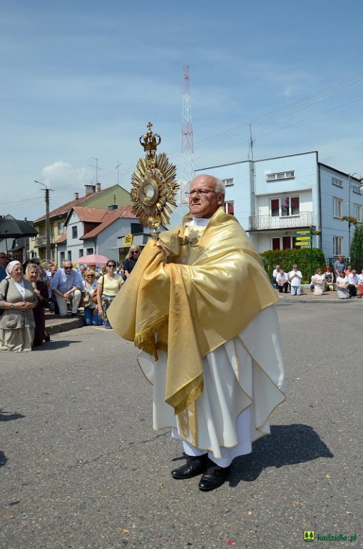 Procesja Bożego Ciała w Kadzidle [20.06.2019]  - zdjęcie #3 - eOstroleka.pl