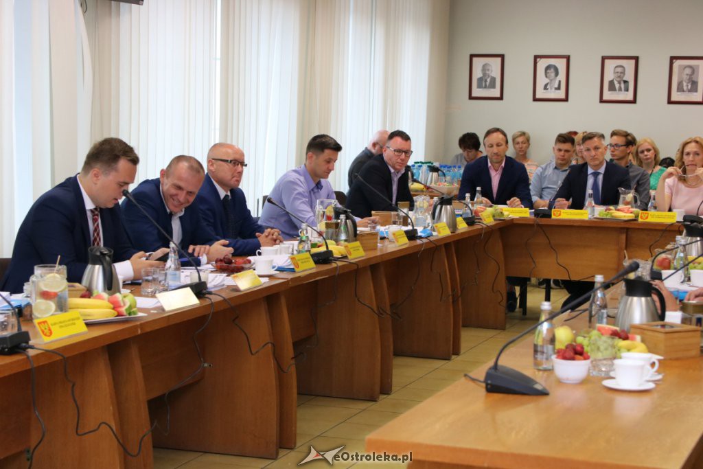 XIII sesja Rady Miasta Ostrołęki [27.06.2019] - zdjęcie #25 - eOstroleka.pl