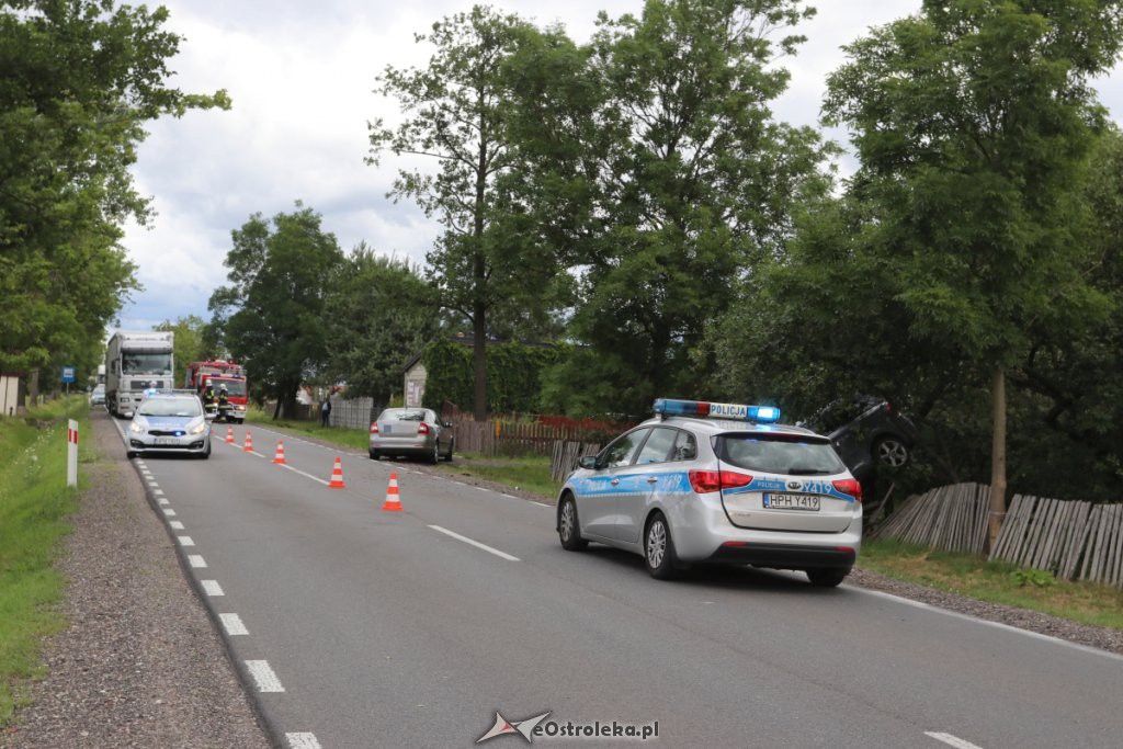 Wypadek w Dylewie [28.06.2019] - zdjęcie #1 - eOstroleka.pl