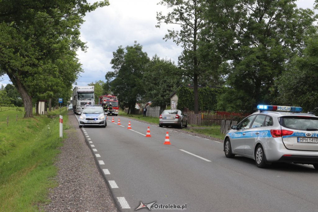 Wypadek w Dylewie [28.06.2019] - zdjęcie #2 - eOstroleka.pl