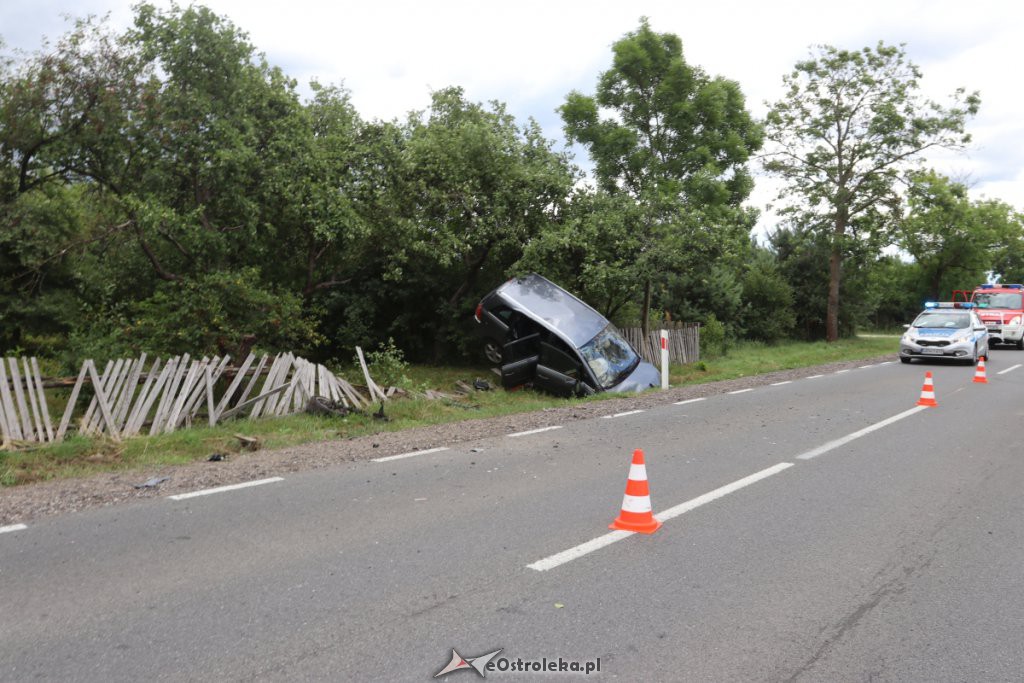 Wypadek w Dylewie [28.06.2019] - zdjęcie #12 - eOstroleka.pl