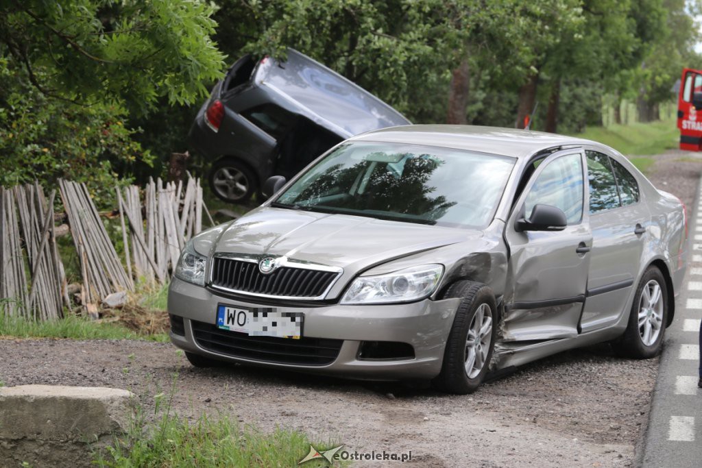 Wypadek w Dylewie [28.06.2019] - zdjęcie #15 - eOstroleka.pl