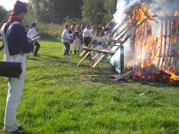 Ostrołęckie Stowarzyszenie Historyczne Czwartacy na inscenizacji w Ciechanowie (21.08.2010) - zdjęcie #16 - eOstroleka.pl