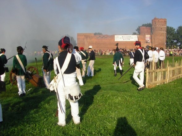 Ostrołęckie Stowarzyszenie Historyczne Czwartacy na inscenizacji w Ciechanowie (21.08.2010) - zdjęcie #13 - eOstroleka.pl