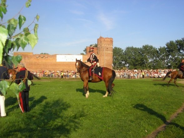 Ostrołęckie Stowarzyszenie Historyczne Czwartacy na inscenizacji w Ciechanowie (21.08.2010) - zdjęcie #11 - eOstroleka.pl